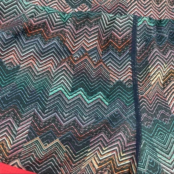 Fabletics Olesia Shorts Ravenna Print Desert Rose - Picture 5 of 7